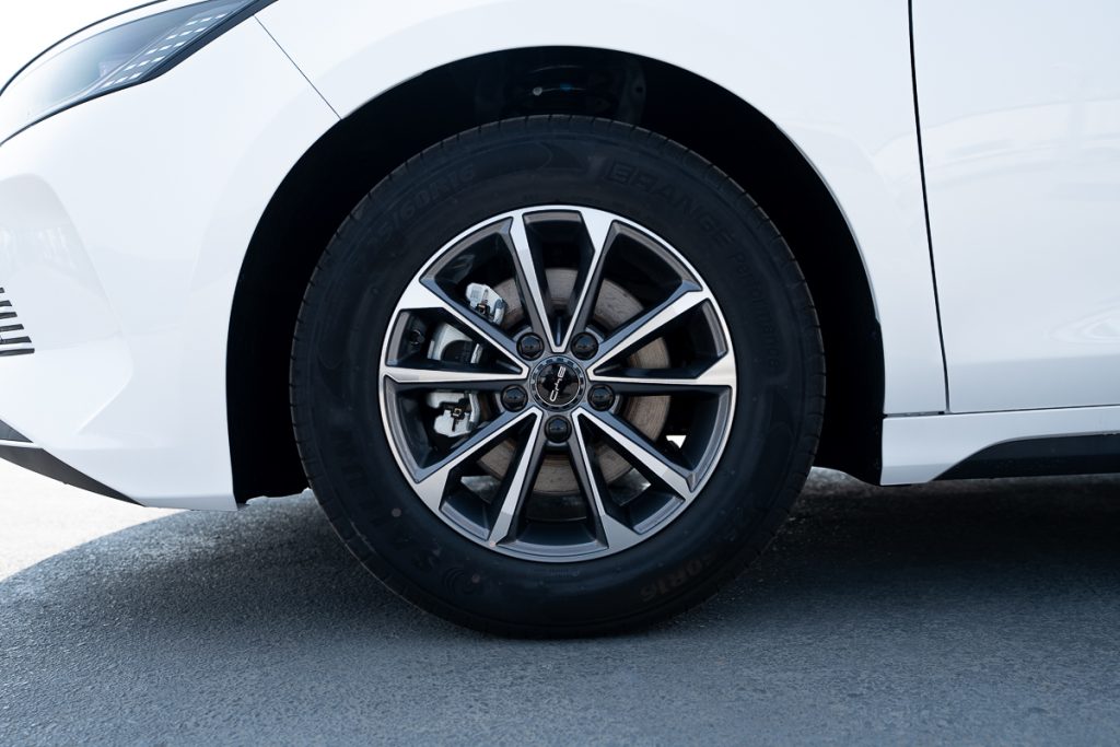 BYD-Destroyer-05-Honor-DM-i-55km-Luxury-2025-8